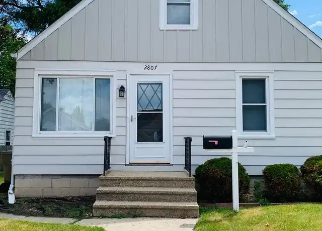 Property at 2807 26th Ave, Kenosha, WI, 53140, 3 beds, 1 bath, [object Object]