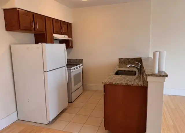 Property at 505 Pleasant St Unit 101, Malden, MA, 02148, 1 bed, 1 bath, [object Object]