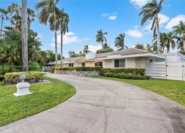 Property at 1247 Jackson St, Hollywood, FL, 33019, 5 beds, 4 baths, [object Object]