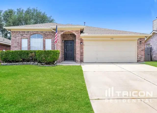 Property at 1928 Canyon Ridge St, Fort Worth, TX, 76131, 3 beds, 2 baths, [object Object]
