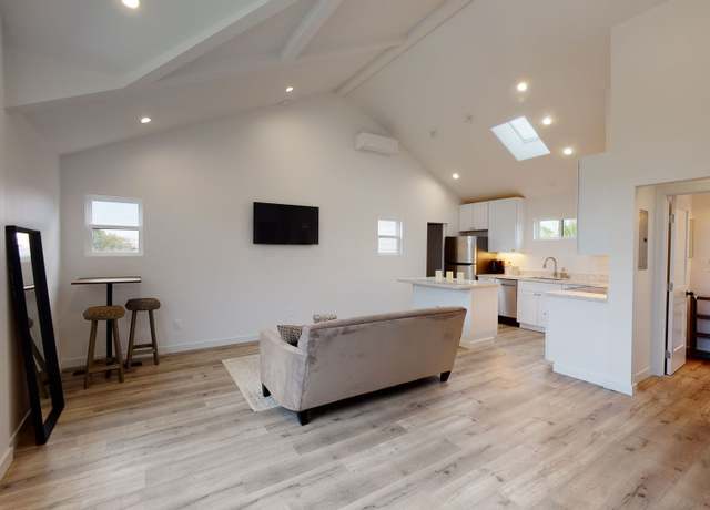 Photo of 354 E Ave, Coronado, CA 92118
