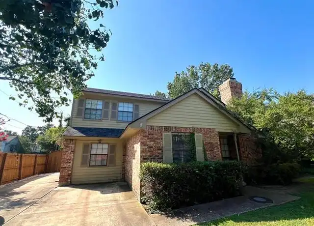 Property at 1503 McCoy St, Dallas, TX, 75204, 3 beds, 2 baths, [object Object]
