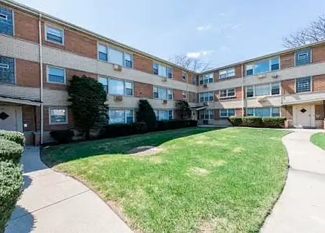 Property at 7901 S Paxton Ave, Chicago, IL, 60617, 1 bed, 1 bath, [object Object]