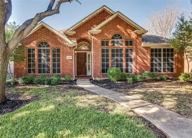 Property at 11299 Las Polamas Dr, Frisco, TX, 75033, 4 beds, 2 baths, [object Object]