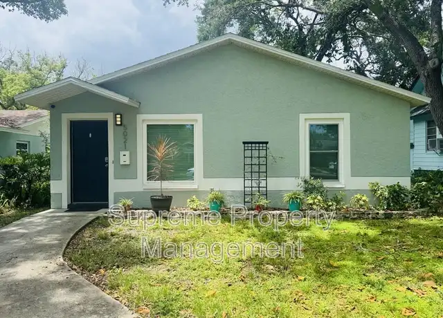 Property at 5021 Burlington Ave N, Saint Petersburg, FL, 33710, 2 beds, 1 bath, [object Object]