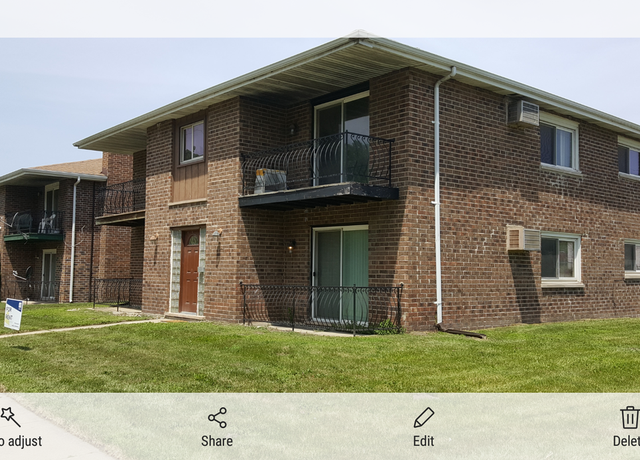 Photo of 2790 E State St Unit 2EAST, Burnham, IL 60633