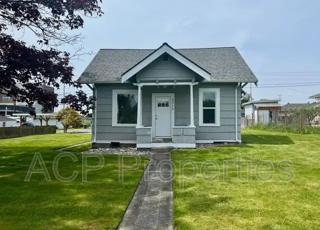 Property at 2315 Queen St, Bellingham, WA, 98229, 3 beds, 1.5 baths, [object Object]