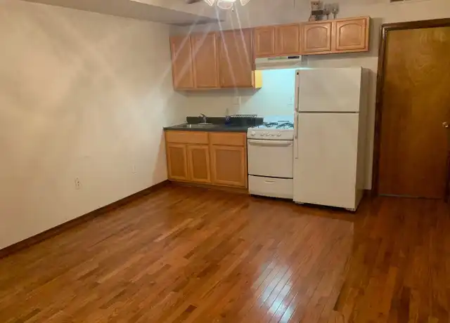 Property at 1003 S 3rd St Unit 1, Philadelphia, PA, 19147, 2 beds, 1 bath, [object Object]