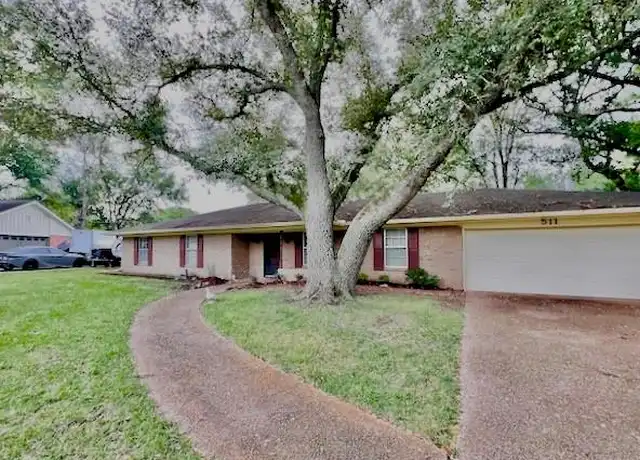 Property at 511 Dobbins Rd, Corsicana, TX, 75110, 3 beds, 2 baths, [object Object]