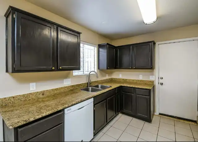 Property at 3143 W Roeser Rd, Phoenix, AZ, 85041, 4 beds, 2 baths, [object Object]