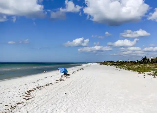 Property at 880 Mandalay Ave Unit 206, Clearwater, FL, 33767, 1 bed, 1 bath, [object Object]