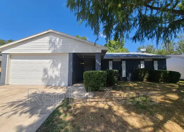 Property at 709 Levelland Dr, Arlington, TX, 76017, 3 beds, 2 baths, [object Object]