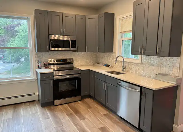 Property at 974 Smith St Unit 2, Providence, RI, 02908, 2 beds, 1 bath, [object Object]