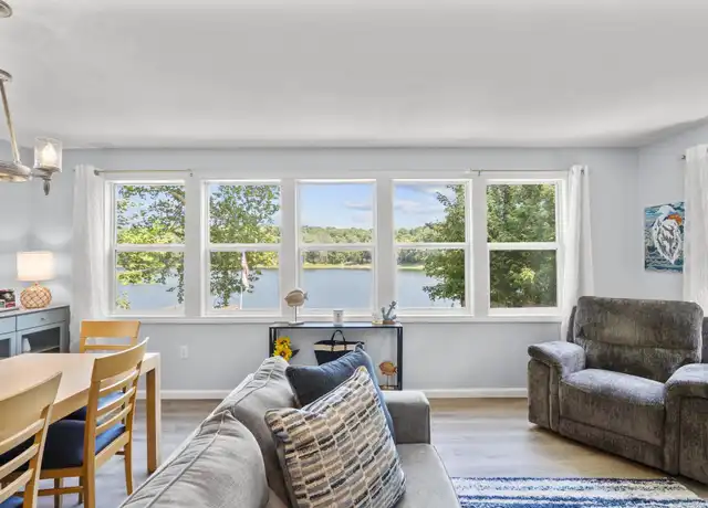Property at 60 Jobs Gate 2, Portland, CT, 06480, 2 beds, 1 bath, [object Object]