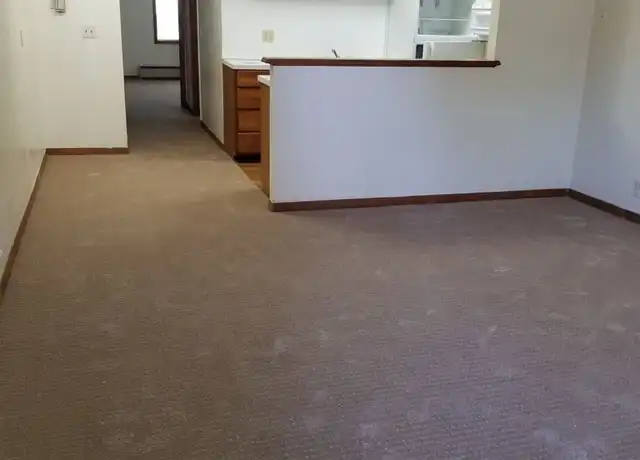 Property at 4817 Holmes St Unit 218, Omaha, NE, 68117, 1 bed, 1 bath, [object Object]