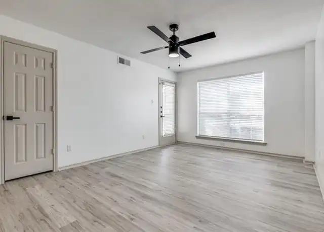 Property at 1301 U.S. 287 Unit 151, Waxahachie, TX, 75165, 2 beds, 1 bath, [object Object]