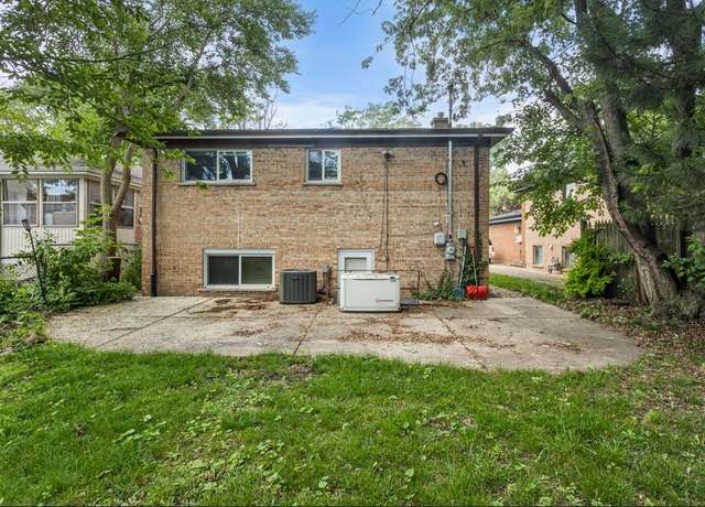 Photo of 608 Lavergne Ave, Wilmette, IL 60091