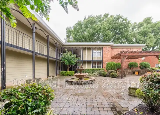 Property at 220 S McLean Blvd #9, Memphis, TN, 38104, 2 beds, 2 baths, [object Object]