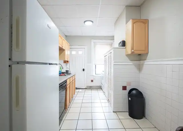 Property at 5 Linden St Unit 1, Allston, MA, 02134, 5 beds, 2 baths, [object Object]