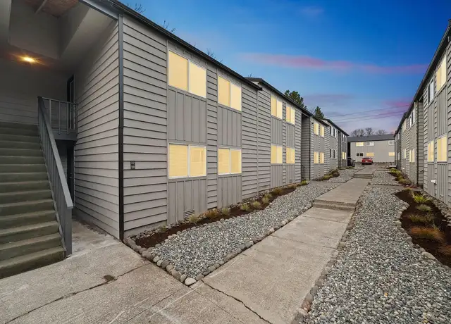 Photo of 1800 Alabama St, Bellingham, WA 98229