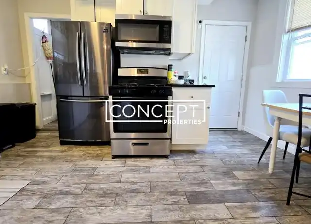 Property at 36 Winthrop St, Everett, MA, 02149, 3 beds, 1 bath, [object Object]