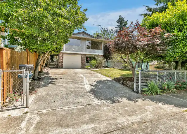 Property at 8832 20th Ave SW, Seattle, WA, 98106, 3 beds, 2.5 baths, [object Object]