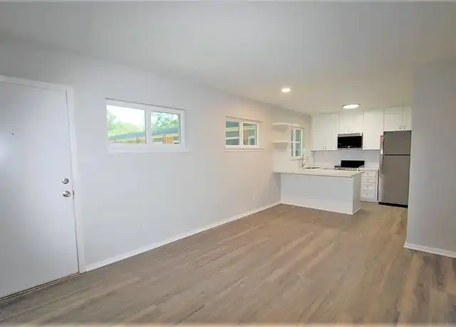 Property at 9733 Neuens Rd Unit 16, Houston, TX, 77080, 2 beds, 1 bath, [object Object]