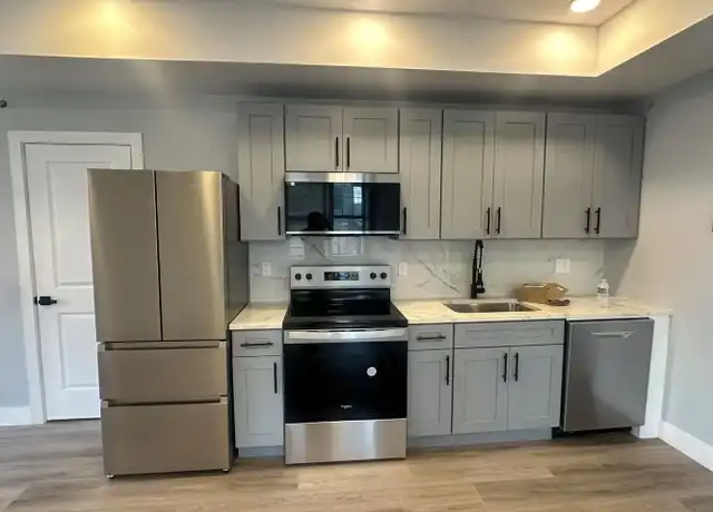 Property at 2104 Reed St Unit 2F, Philadelphia, PA, 19146, 2 beds, 1 bath, [object Object]