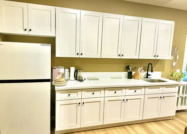 Property at 6805 Edinburgh Rd, Eastvale, CA, 92880, 2 beds, 1 bath, [object Object]