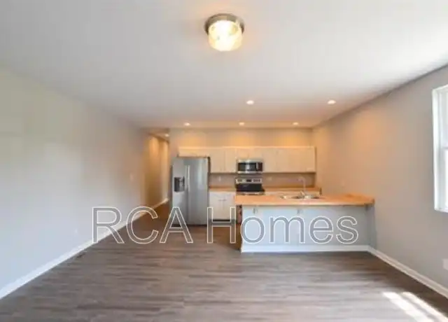 Property at 3501 N Illinois St Unit 1, Indianapolis, IN, 46208, 2 beds, 2 baths, [object Object]