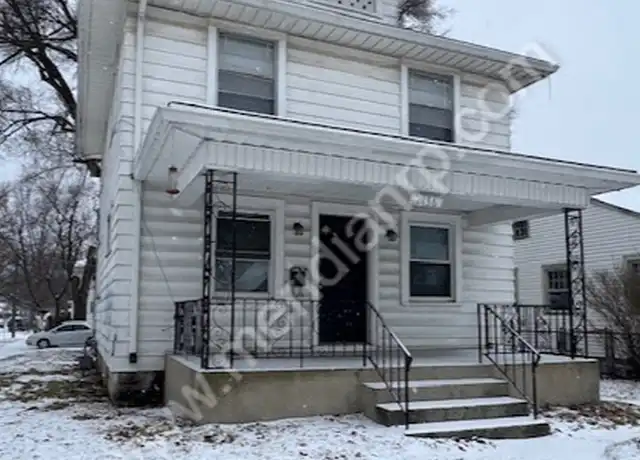 Property at 2136 Brooklyn Ave, Fort Wayne, IN, 46802, 3 beds, 1 bath, [object Object]