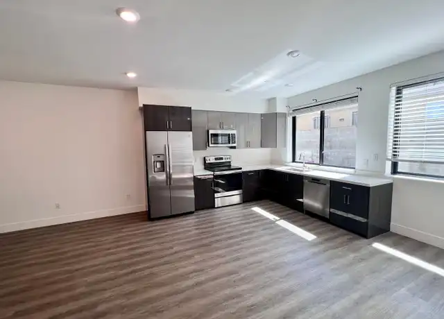 Property at 3253 Ettie St Unit 2, Oakland, CA, 94608, 2 beds, 1.5 baths, [object Object]