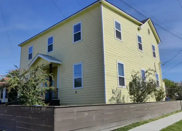 Property at 432 S Olive St Unit 1, San Antonio, TX, 78203, 3 beds, 1 bath, [object Object]