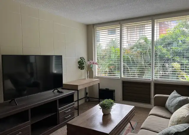 Property at 929 Ahana St #205, Honolulu, HI, 96814, 1 bed, 1 bath, [object Object]