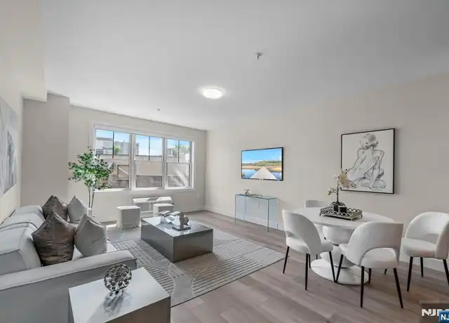 Property at 2021 Jones Rd Unit 302, Fort Lee, NJ, 07024, 1 bed, 1 bath, [object Object]
