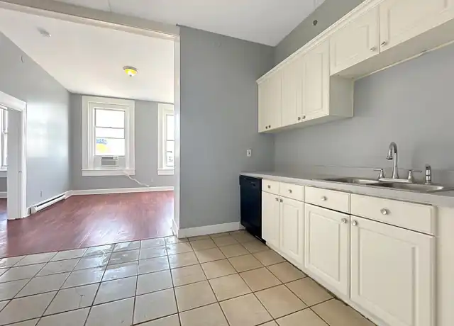 Property at 1812 McCulloh St Unit 3, Baltimore, MD, 21217, 3 beds, 2 baths, [object Object]