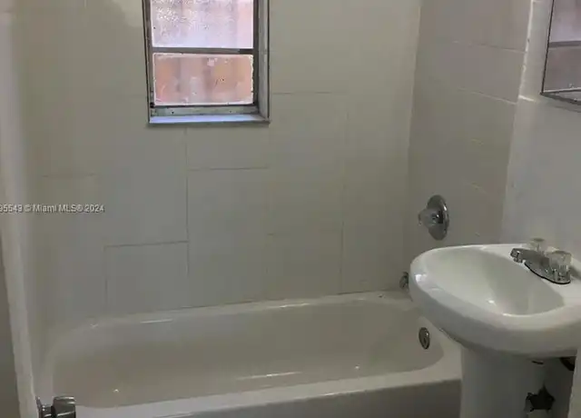 Property at 5600 NW 7th Ct Unit 17-17, Miami, FL, 33127, 1 bed, 1 bath, [object Object]