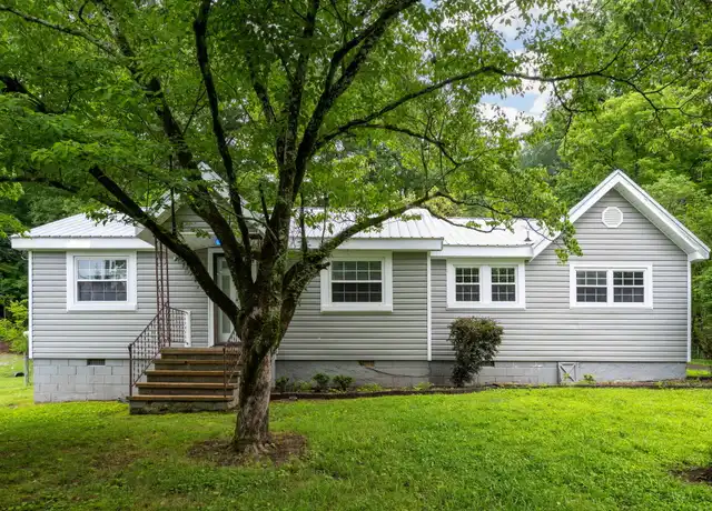 Property at 620 Runyan Dr, Chattanooga, TN, 37405, 3 beds, 1 bath, [object Object]