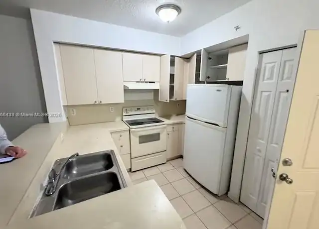 Property at 11050 SW 196th St #306, Cutler Bay, FL, 33157, 2 beds, 2 baths, [object Object]