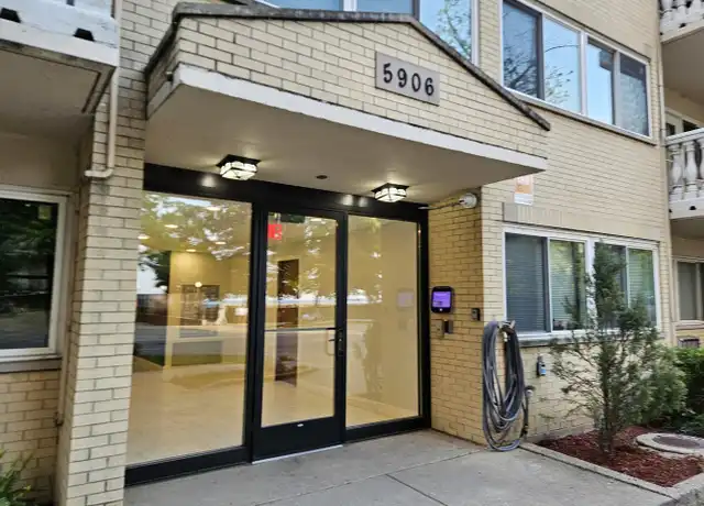 Property at 5906 N Sheridan Rd Unit 1GB, Chicago, IL, 60660, 0 beds, 1 bath, [object Object]