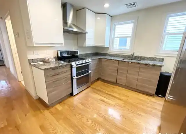 Property at 17 Sudan St, Boston, MA, 02125, 3 beds, 1 bath, [object Object]