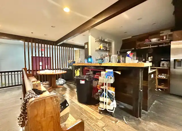 Property at 380 Crown St, New Haven, CT, 06511, 8 beds, 4.5 baths, [object Object]