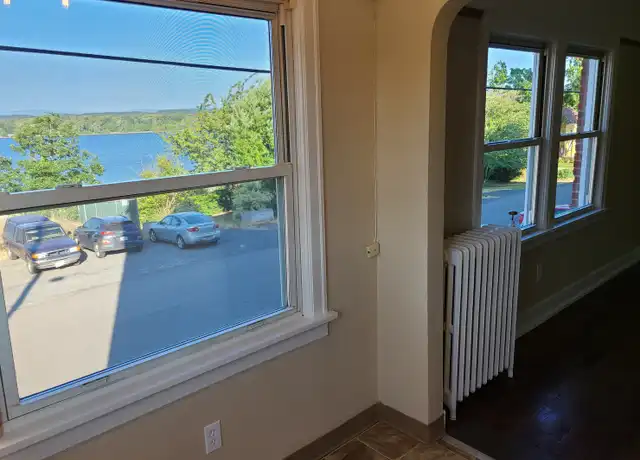 Property at 405 S 2nd St Unit 201, St Helens, OR, 97051, 1 bed, 1 bath, [object Object]