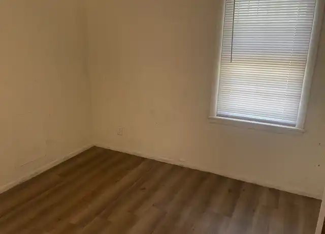 Property at 1334 Greenwood St, Memphis, TN, 38106, 2 beds, 1 bath, [object Object]