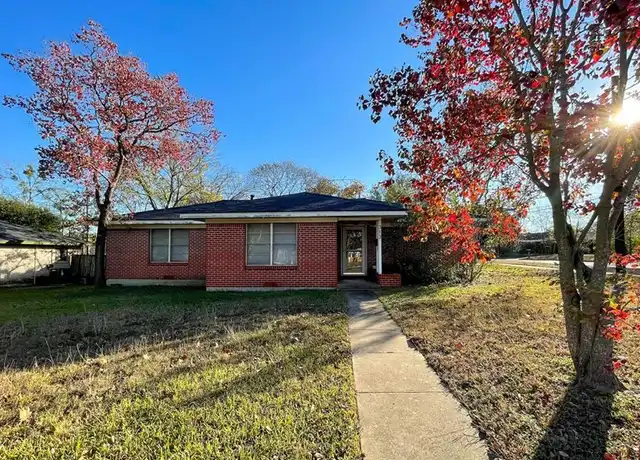 Property at 313 Laurel St, Bryan, TX, 77801, 3 beds, 2 baths, [object Object]