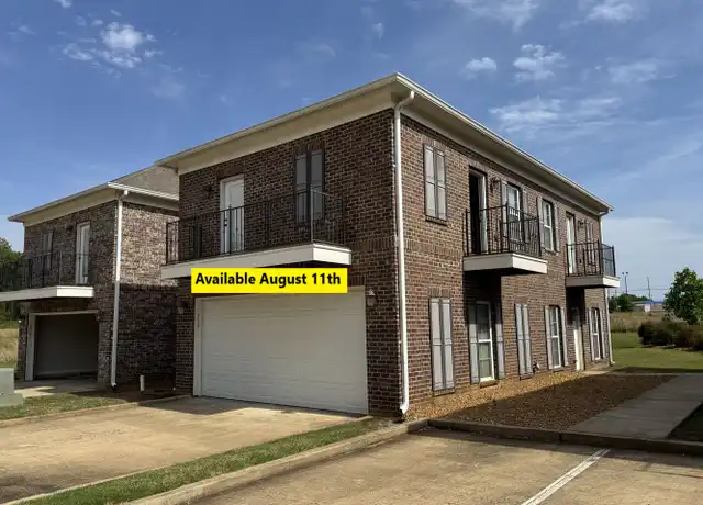 Property at 211 Park West Loop, Oxford, MS, 38655, 3 beds, 3.5 baths, [object Object]