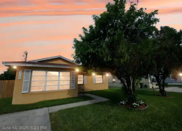 Property at 3530 S 55th Ave, Greenacres, FL, 33463, 3 beds, 1 bath, [object Object]