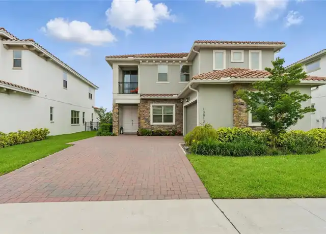 Property at 13012 Bottesford Dr, Orlando, FL, 32832, 5 beds, 4 baths, [object Object]
