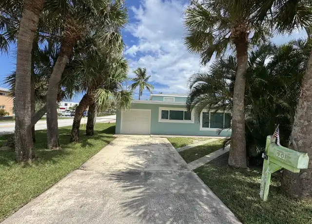 Property at 901 S Orlando Ave, Cocoa Beach, FL, 32931, 3 beds, 2 baths, [object Object]