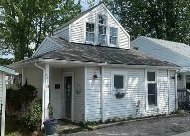 Property at 33 Billow Bch, Ashtabula, OH, 44004, 1 bed, 1 bath, [object Object]